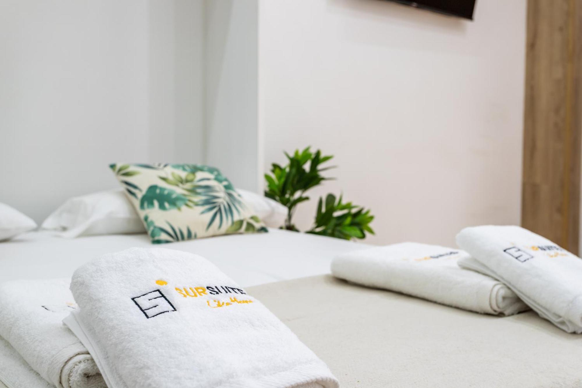 Sur Suites 2 Estudios Industriales Fuengirola Dış mekan fotoğraf
